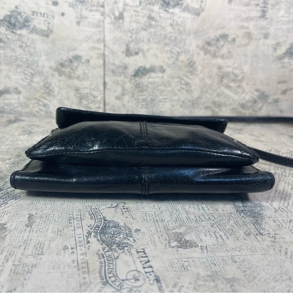 HOBO Black Leather Crossbody bag and organizer